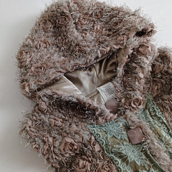 Lady Story 3D-Floral Hooded Vest - Picture 2 of 12